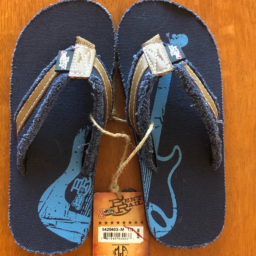 NWT - JUSTIN BENT RAIL FLIP FLOPS SHOES